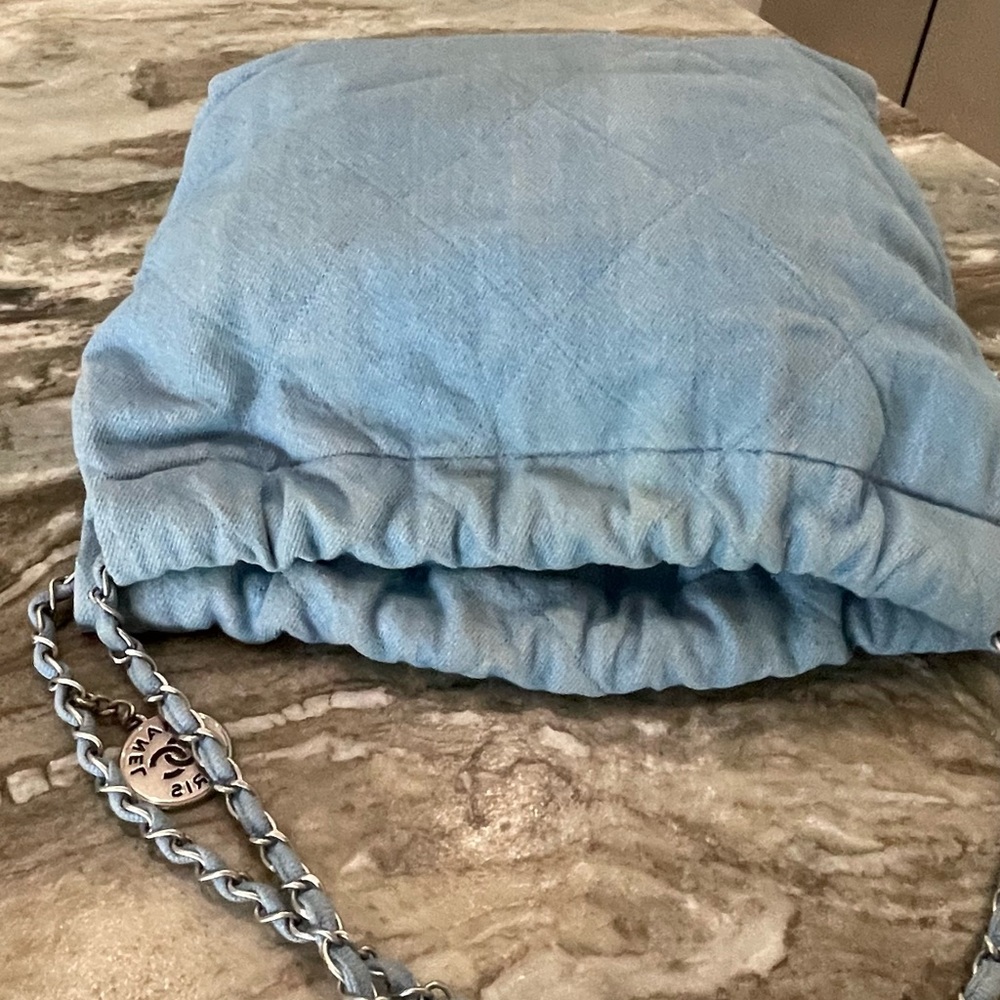 CHANEL Light Blue Quilted Ruched Shoulder Bag with Chain Strap - Picture 3 of 9